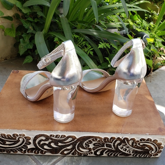 Modern Chic Steve Madden Rhinestone Sandals - Picture 7 of 14